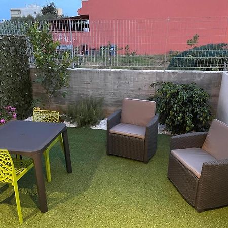 Casa Vacanza Colors Porto Torres Esterno foto